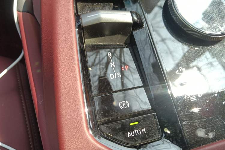 Used BMW 5 Series 2025 525Li M Sport Package Gear Lever