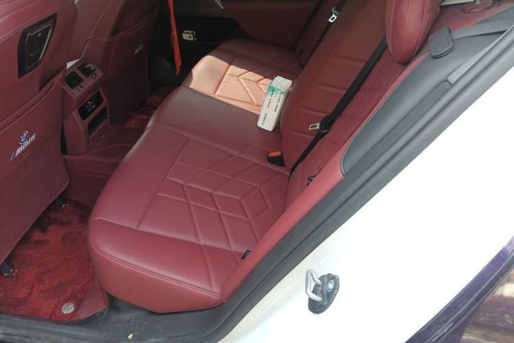 Used BMW 5 Series 2025 525Li M Sport Package Left Rear Seat