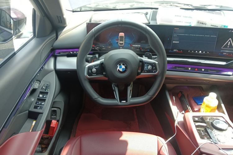 Used BMW 5 Series 2025 525Li M Sport Package Steering Wheel
