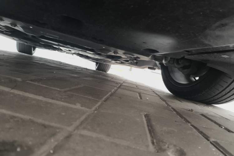 Used BMW 5 Series 2025 530Li Luxury Edition M Sport Package Chassis Front