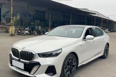 Used BMW 5 Series 2025 530Li Luxury Edition M Sport Package