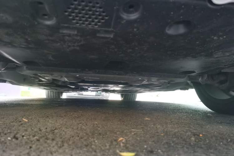 Used BMW 5 Series 2025 530Li Luxury Edition M Sport Package Chassis Front