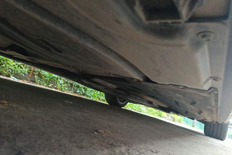 Used BMW 5 Series 2025 525Li M Sport Package Chassis Rear Right