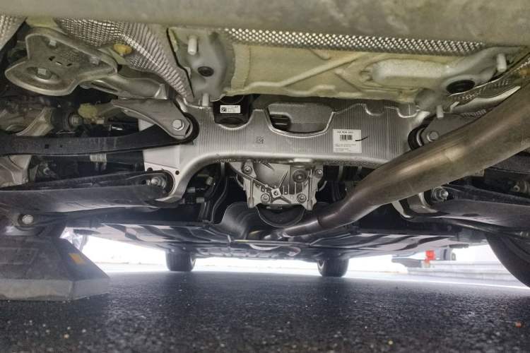 Used BMW 5 Series 2025 530Li Leading Edition Luxury Package Chassis Rear
