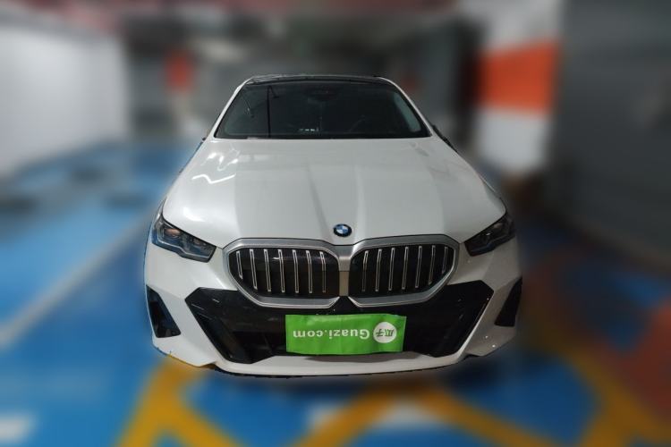 Used BMW 5 Series 2025 530Li Luxury Edition M Sport Package Front