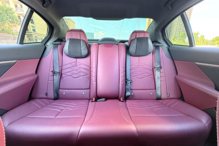 Used BMW 5 Series 2025 530Li Luxury Edition M Sport Package Interior 7