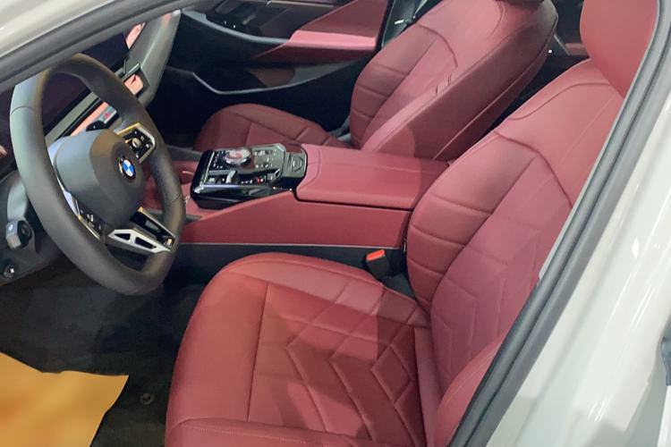 Used BMW 5 Series 2025 530Li Leading Model M Sport Package Left Front Seat