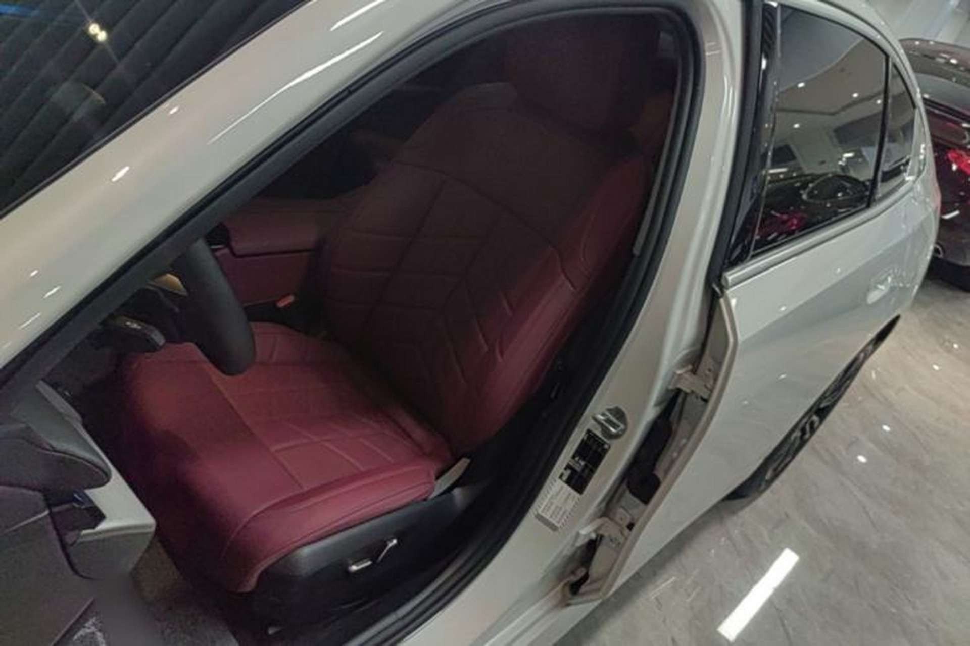 Used BMW 5 Series 2025 530Li Leading Model M Sport Package Left Front Seat