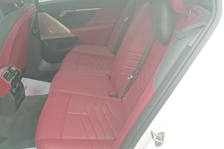 Used BMW 5 Series 2025 530Li Luxury Edition M Sport Package Left Rear Seat