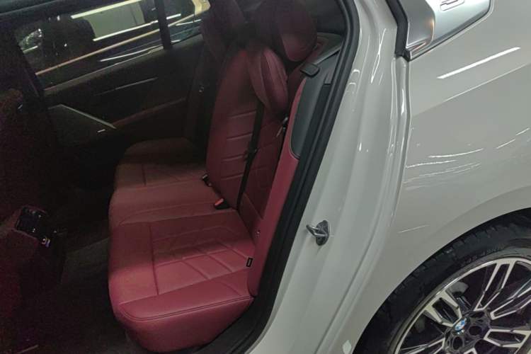 Used BMW 5 Series 2025 530Li Leading Model M Sport Package Left Rear Seat
