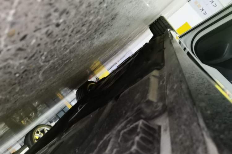 Used BMW 5 Series 2025 530Li Luxury Edition M Sport Package Left Side Sill