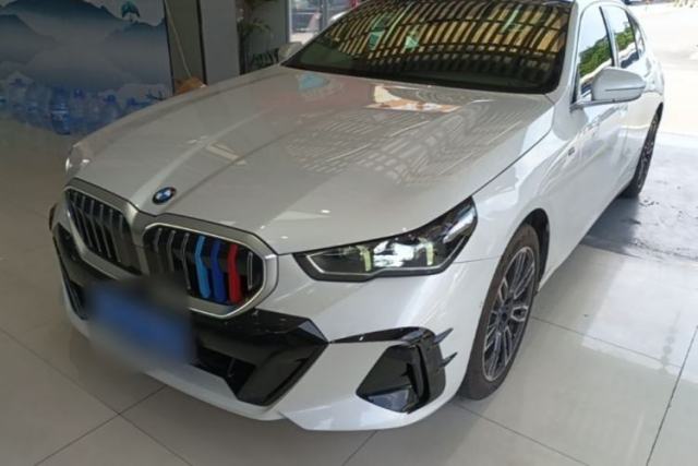 Used BMW 5 Series 2025 530Li Leading Model M Sport Package