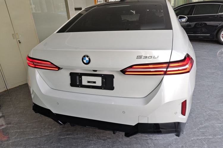 Used BMW 5 Series 2025 530Li Luxury Edition M Sport Package Rear