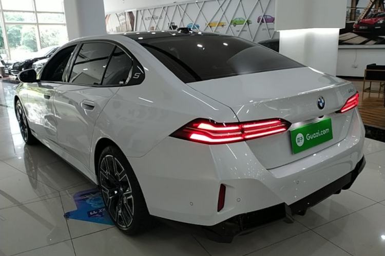 Used BMW 5 Series 2025 530Li Luxury Edition M Sport Package Rear Left 45 Deg