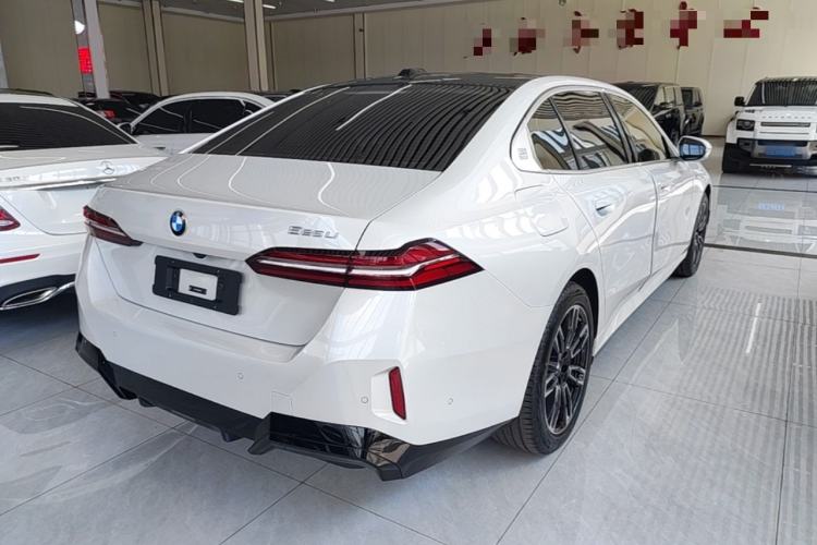 Used BMW 5 Series 2025 525Li M Sport Package Rear Right 45 Deg