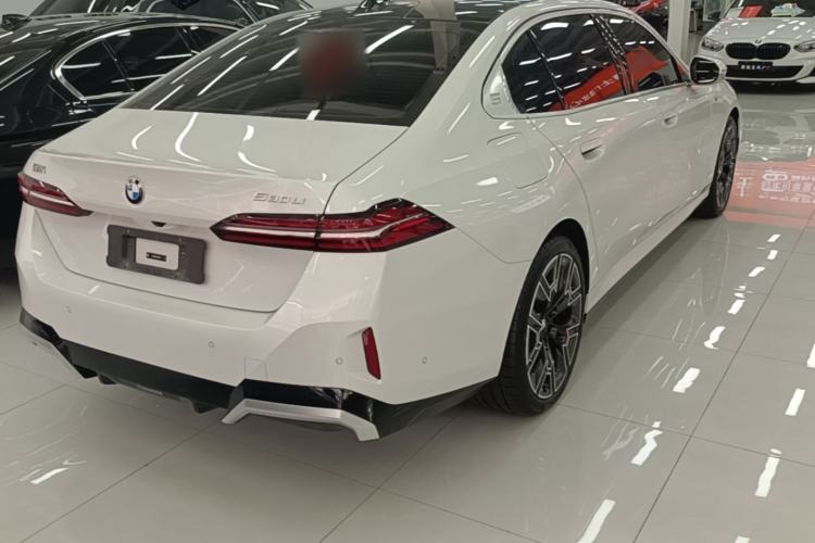 Used BMW 5 Series 2025 530Li Luxury Edition M Sport Package Rear Right 45 Deg
