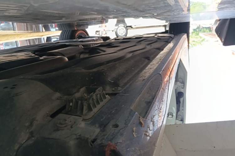 Used BMW 5 Series 2025 530Li Leading Model M Sport Package Right Side Sill