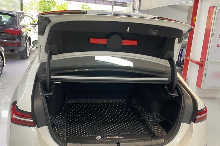 Used BMW 5 Series 2025 530Li Leading Model M Sport Package Trunk
