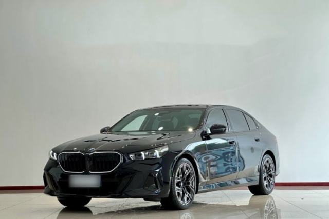 Ojetý BMW 5 Series 2026 530Li Prestige M Sport Package
