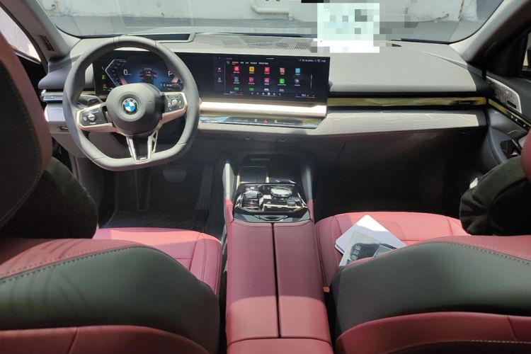 Used BMW 5 Series 2026 Facelift Model 530Li Luxury Edition M Sport Package Center Console