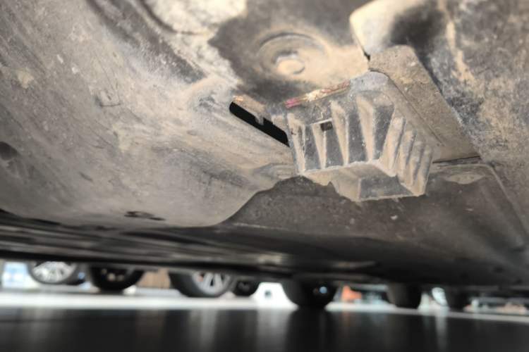 Used BMW 5 Series 2026 530Li Leading M Sport Package Chassis Front Left