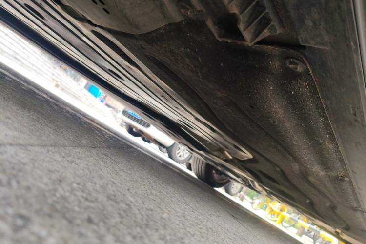 Used BMW 5 Series 2026 525Li M Sport Package Chassis Front Left