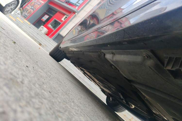 Used BMW 5 Series 2026 525Li M Sport Package Chassis Rear Left