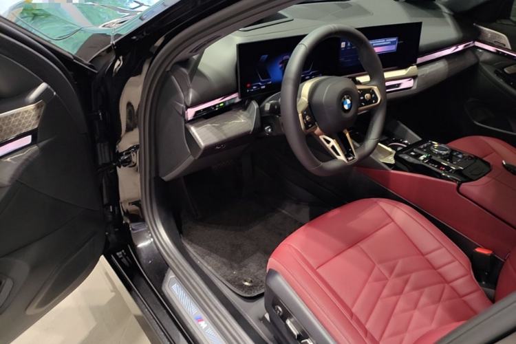 Used BMW 5 Series 2026 Facelift Model 530Li Luxury Edition M Sport Package Driver Seat
