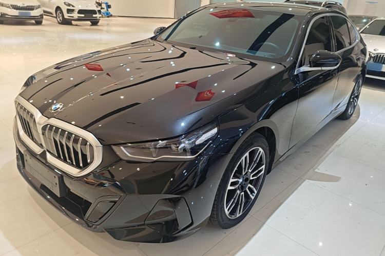BMW 5 Series 2026 530Li Leading M Sport Package