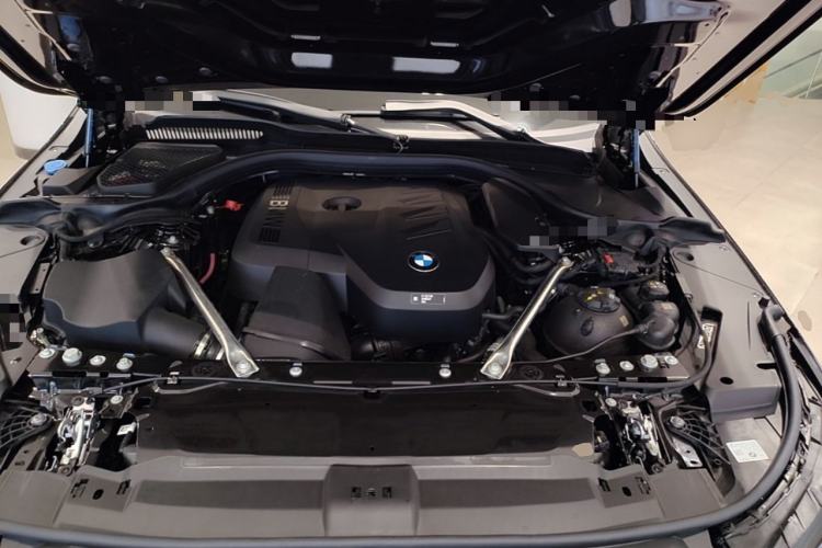 Used BMW 5 Series 2026 Facelift Model 530Li Luxury Edition M Sport Package Engine Bay