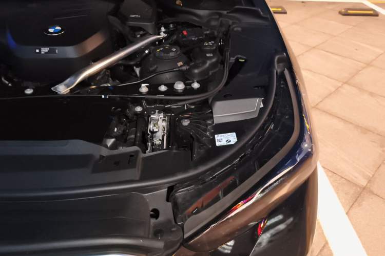 Used BMW 5 Series 2026 530Li Leading M Sport Package Engine Bay Left