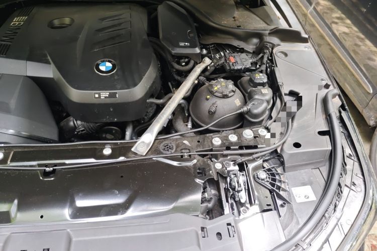 Used BMW 5 Series 2026 525Li M Sport Package Engine Bay Left