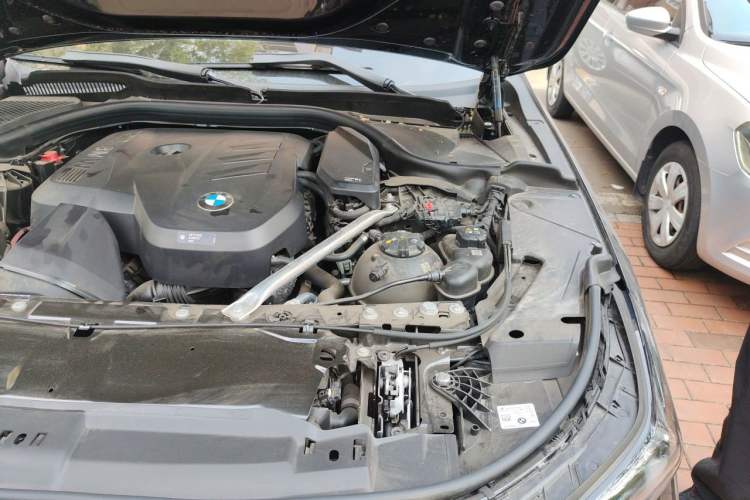 Used BMW 5 Series 2026 530Li Leading M Sport Package Engine Bay Left