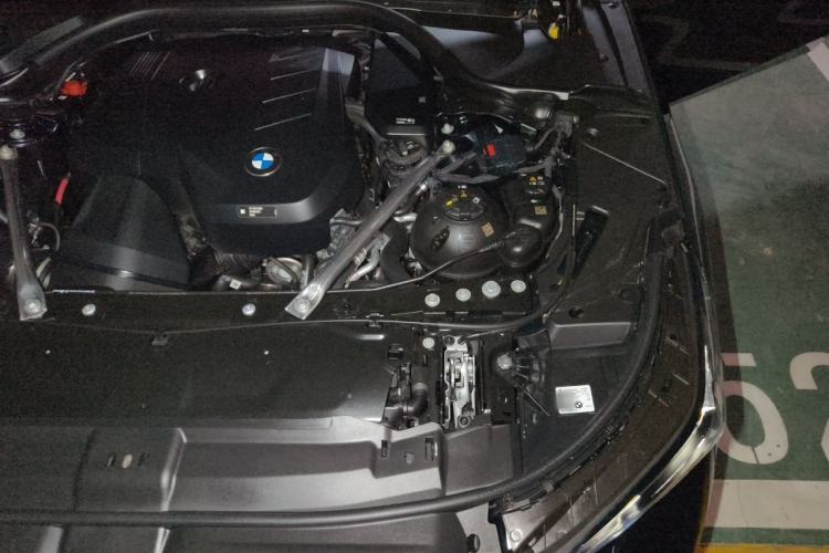 Used BMW 5 Series 2026 Facelift Model 530Li Leading Edition M Sport Package Engine Bay Left