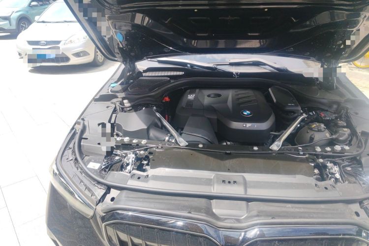 Used BMW 5 Series 2026 525Li M Sport Package Engine Bay Right