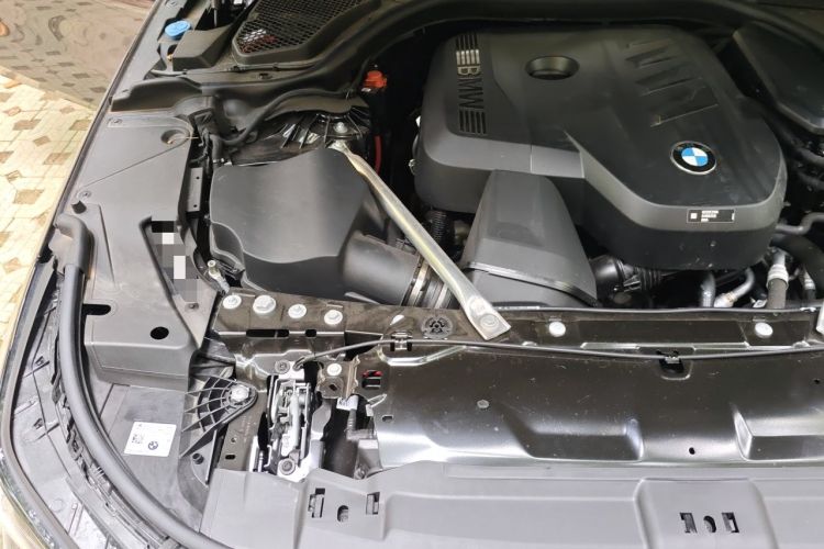 Used BMW 5 Series 2026 525Li M Sport Package Engine Bay Right