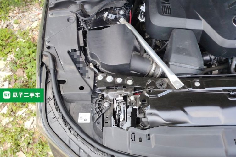 Used BMW 5 Series 2026 525Li M Sport Package Engine Bay Right