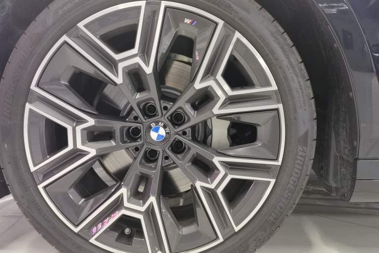 Used BMW 5 Series 2026 Facelift Model 530Li Luxury Edition M Sport Package Exterior 10