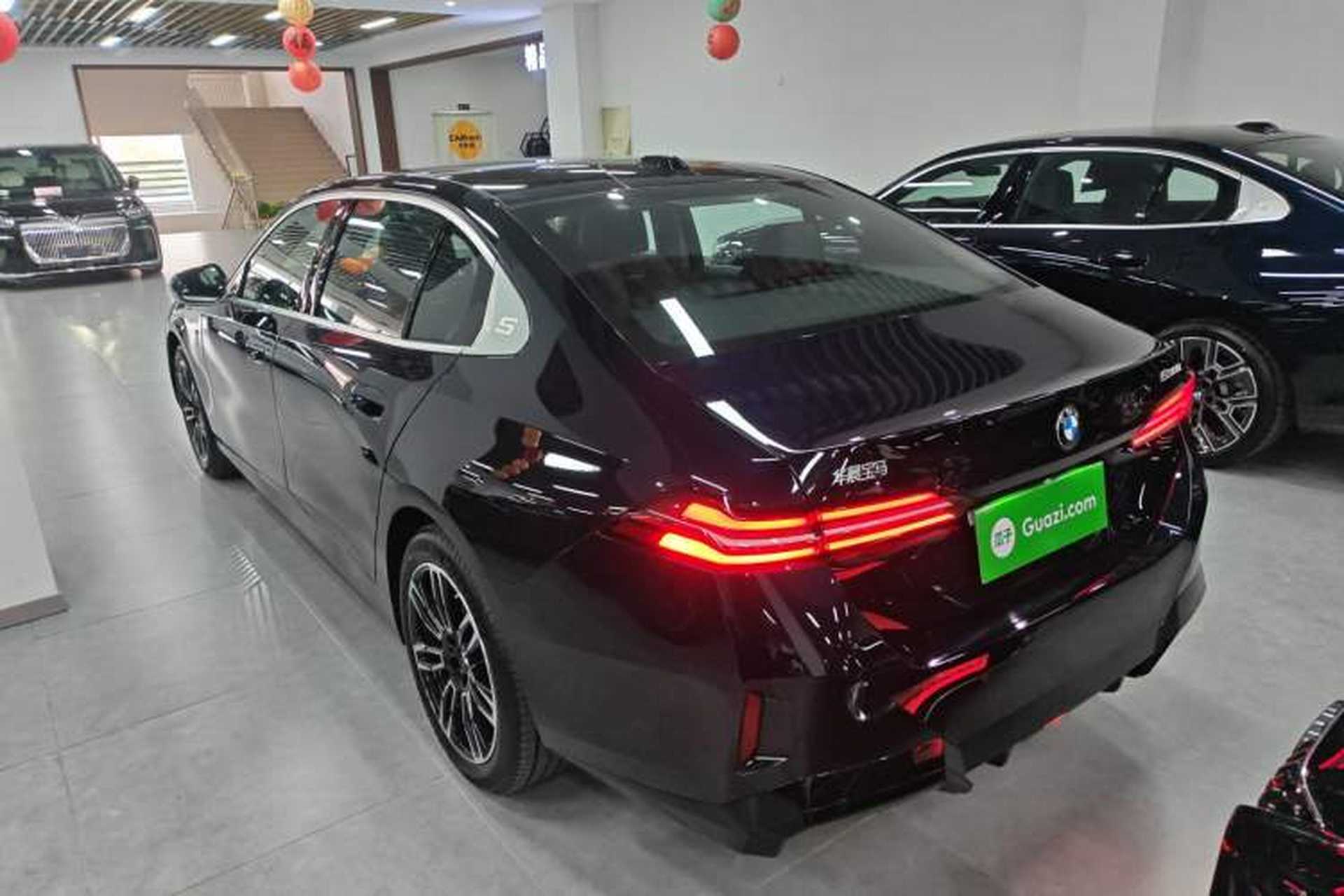Used BMW 5 Series 2026 Facelift Model 530Li Leading Edition M Sport Package Exterior 2