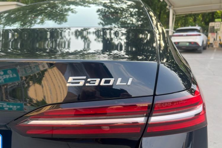 Used BMW 5 Series 2026 Facelift Model 530Li Luxury Edition M Sport Package Exterior 6