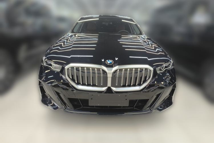 Used BMW 5 Series 2026 530Li Leading M Sport Package Front