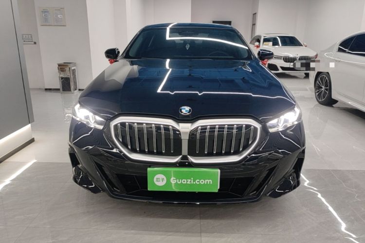 Used BMW 5 Series 2026 530Li Leading M Sport Package Front