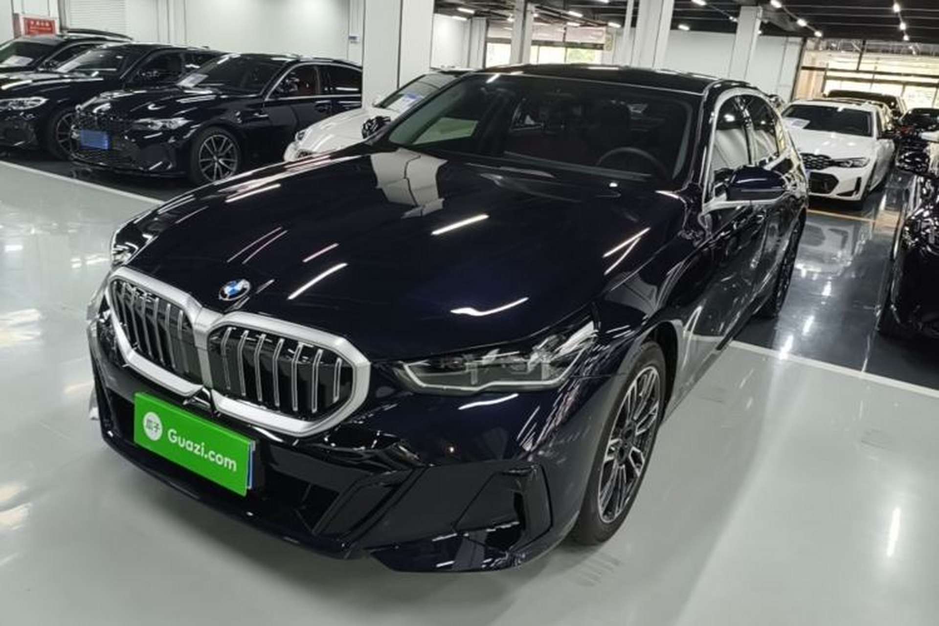 Used BMW 5 Series 2026 530Li Leading M Sport Package Front Left 45 Deg