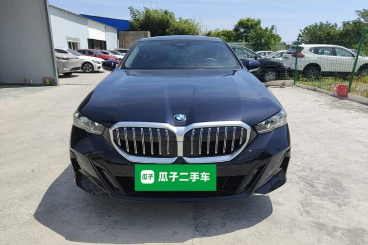 Used BMW 5 Series 2026 530Li Leading M Sport Package Front