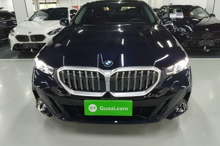 Used BMW 5 Series 2026 530Li Leading M Sport Package Front