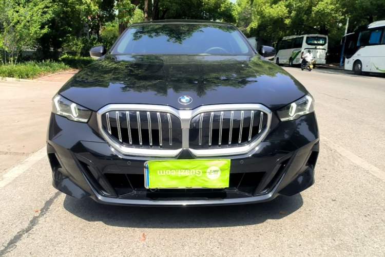 Used BMW 5 Series 2026 530Li Leading M Sport Package Front