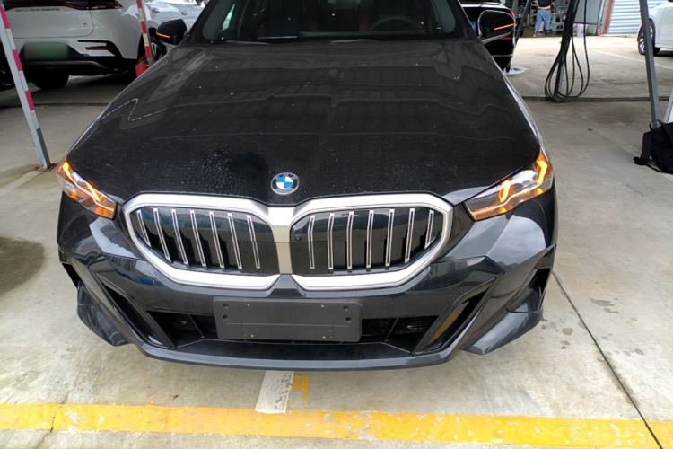Used BMW 5 Series 2026 Facelift Model 530Li Leading Edition M Sport Package Front