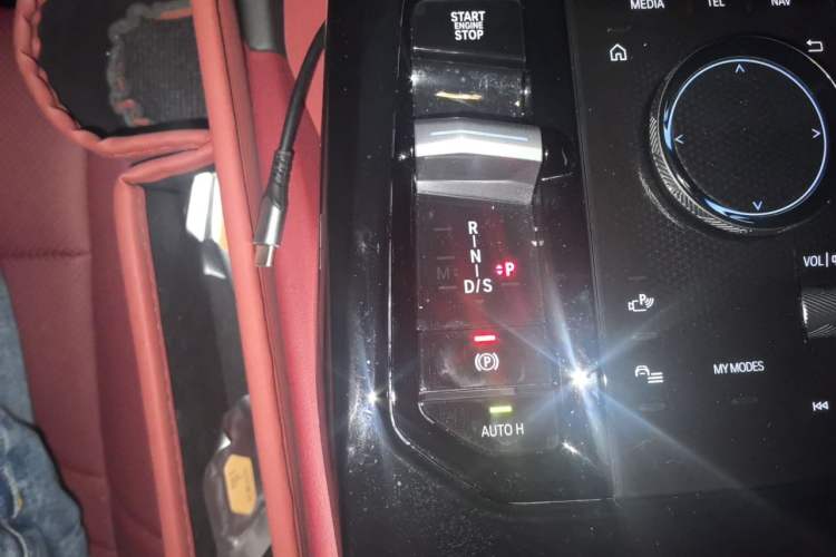 Used BMW 5 Series 2026 Facelift Model 530Li Leading Edition M Sport Package Gear Lever