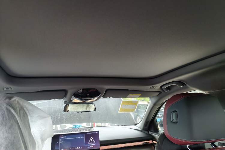 Used BMW 5 Series 2026 Facelift Model 530Li Leading Edition M Sport Package Headliner