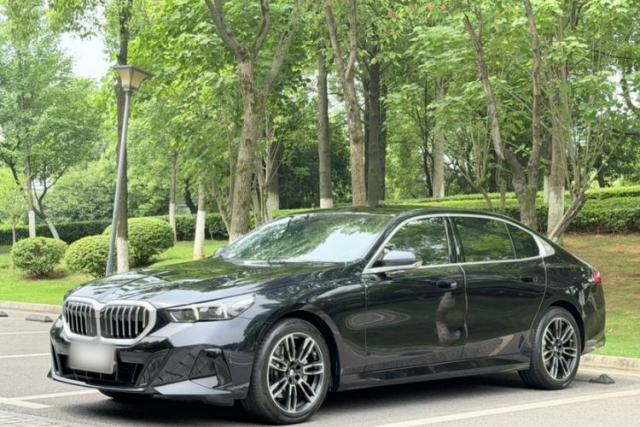 Used BMW 5 Series 2026 Facelift Model 530Li Leading Edition M Sport Package